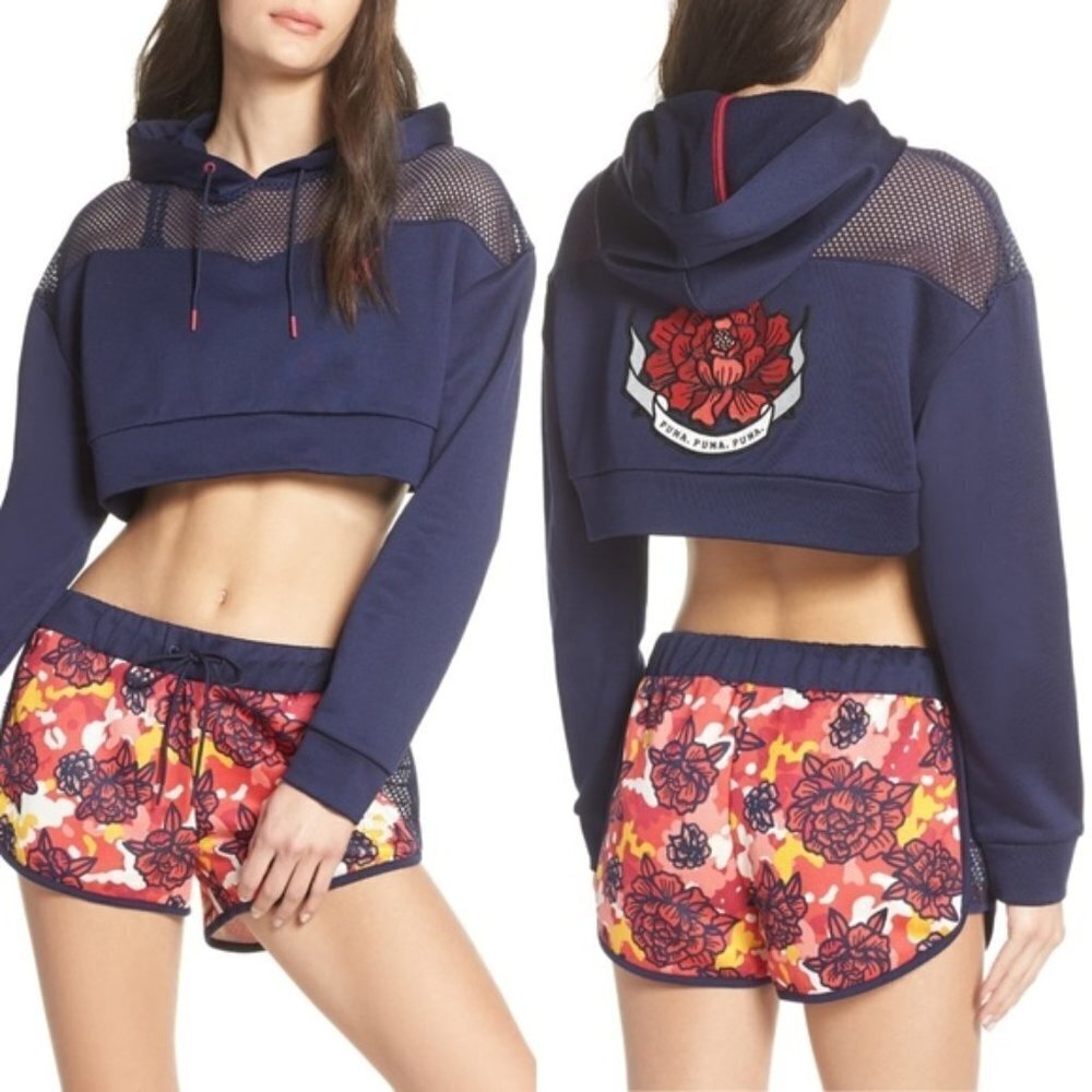 PUMA Flourish Patch Crop Hoodie Sweatshirt XS/S Sporty Active Casual